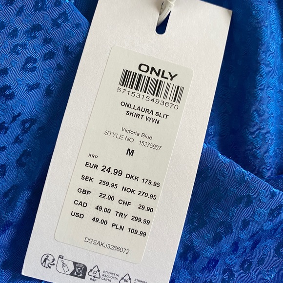 Only Satin Jacquard Mini Skirt in Bright Blue - Picture 6 of 15